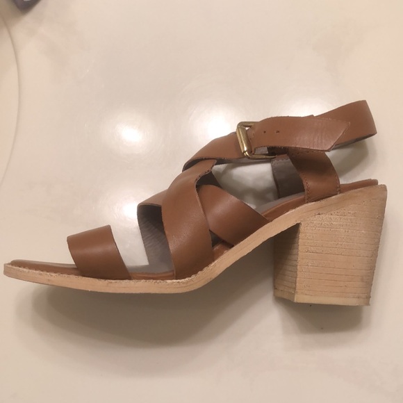 Shoes - Picture 3 of 4